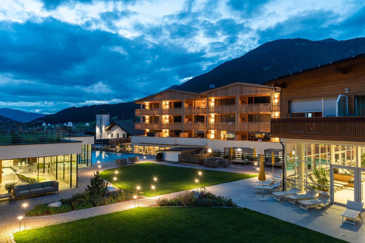 Alpine Nature Hotel Stoll Planca di Sopra Bagian luar foto