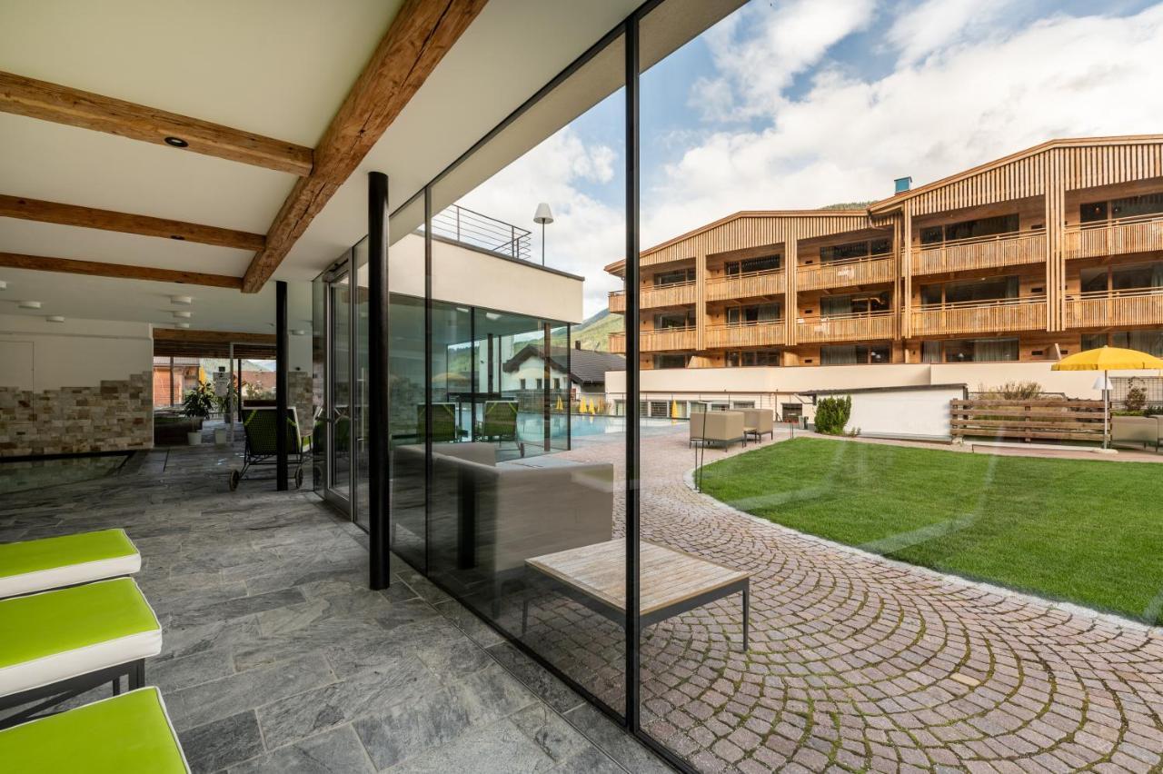 Alpine Nature Hotel Stoll Planca di Sopra Bagian luar foto