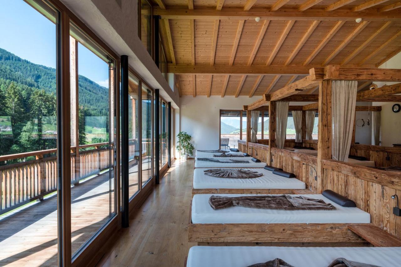 Alpine Nature Hotel Stoll Planca di Sopra Bagian luar foto