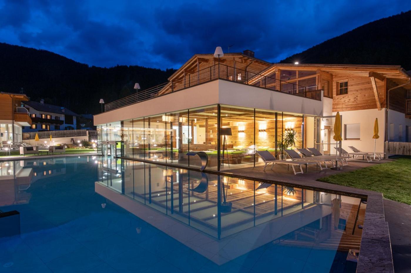 Alpine Nature Hotel Stoll Planca di Sopra Bagian luar foto