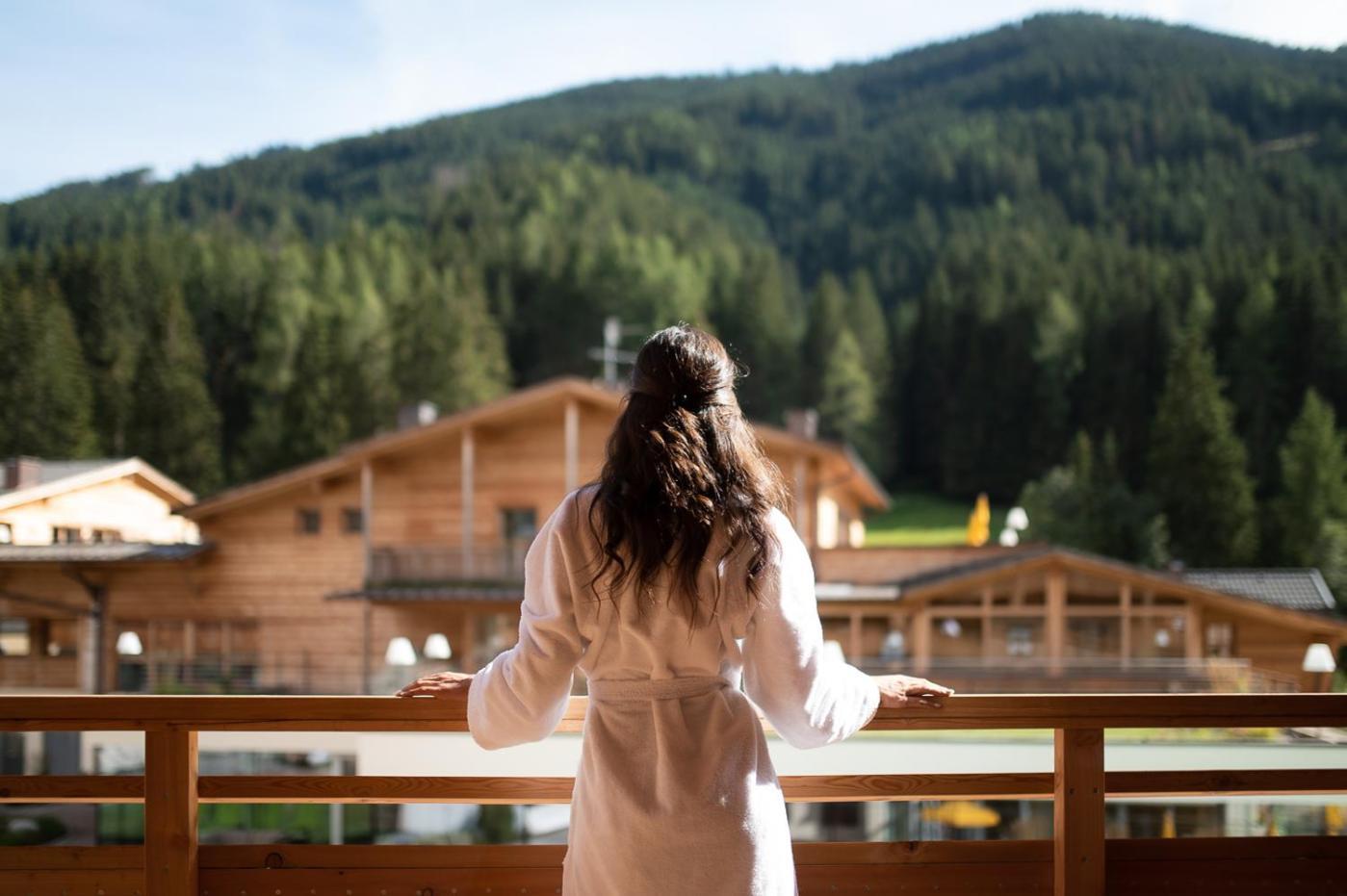 Alpine Nature Hotel Stoll Planca di Sopra Bagian luar foto