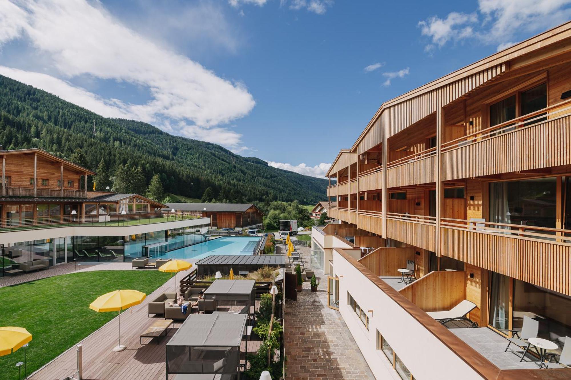 Alpine Nature Hotel Stoll Planca di Sopra Bagian luar foto